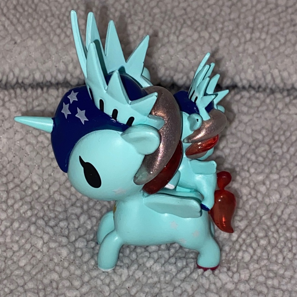 Tokidoki Liberty - Picture 2 of 3